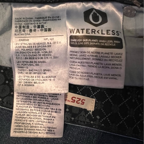 Iconic Levi’s blue jeans ready for fall fashions size 10 classic styling - Picture 6 of 8